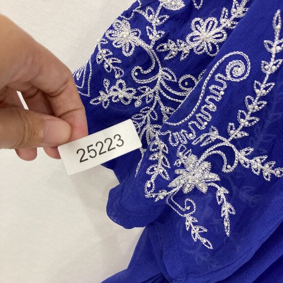 Susan Graver size 3X Blue Violet White Floral Embroidered Feminine Stretch Top - Picture 9 of 9